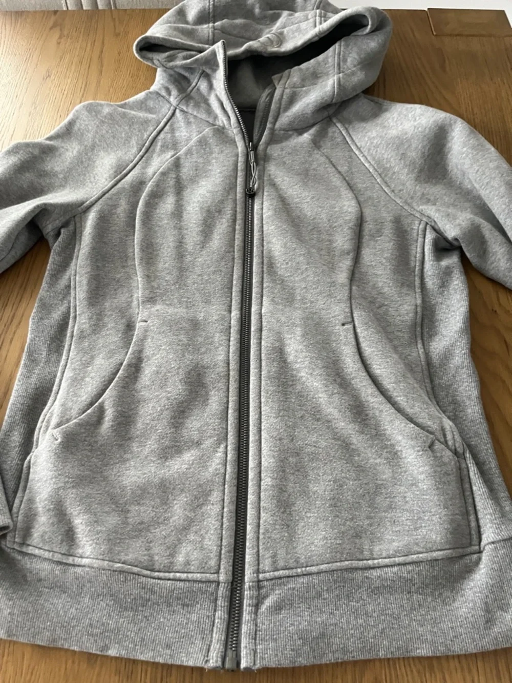 Light Grey Full-Zip Hooded Sweatshirt
Lululemon - Picture 2 of 6